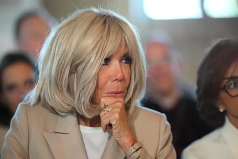 Brigitte Macron visée par une plainte, les détails