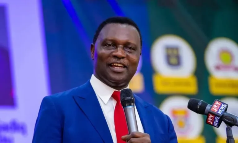 Ghana : Dr Yaw Osei Adutwum S’engage À Réduire La Mortalité Et La Pauvreté S’il Devient Président