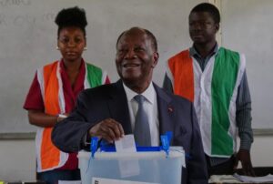 Côte d’Ivoire : Le gouvernement démissionne après la large victoire du parti au pouvoir aux législatives