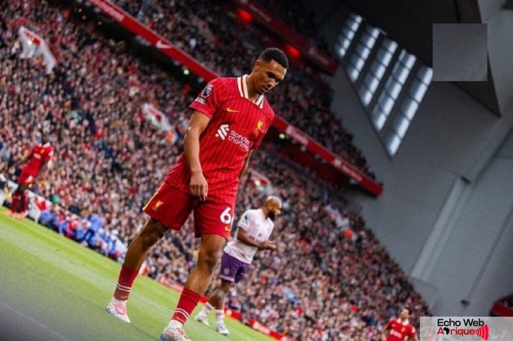 Trent Alexander-Arnold : Échange tendu avec l&rsquo;entraîneur lors du match