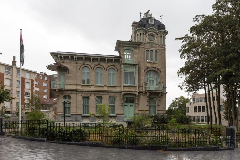 Immigration aux Émirats arabes unis : nouveautés, démarches indispensables et pièges à éviter