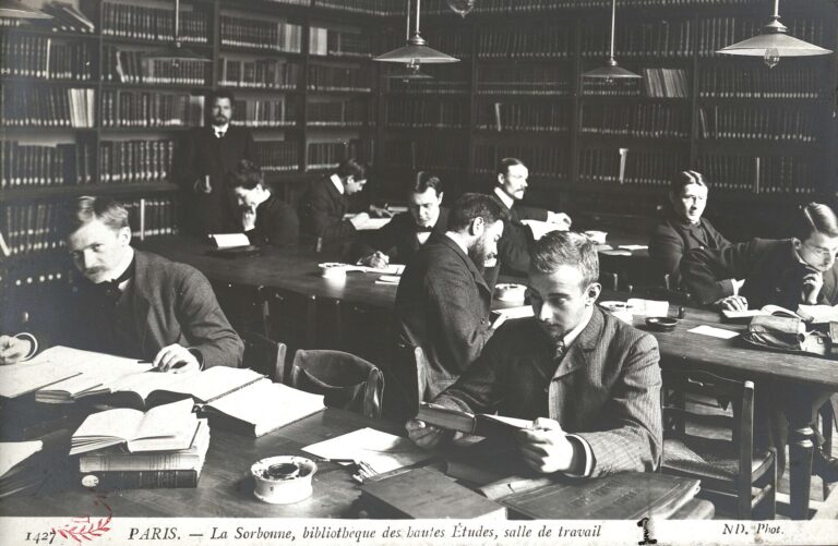 Immigration en France en 2026 : conditions, coûts, erreurs à éviter et conseils pratiques